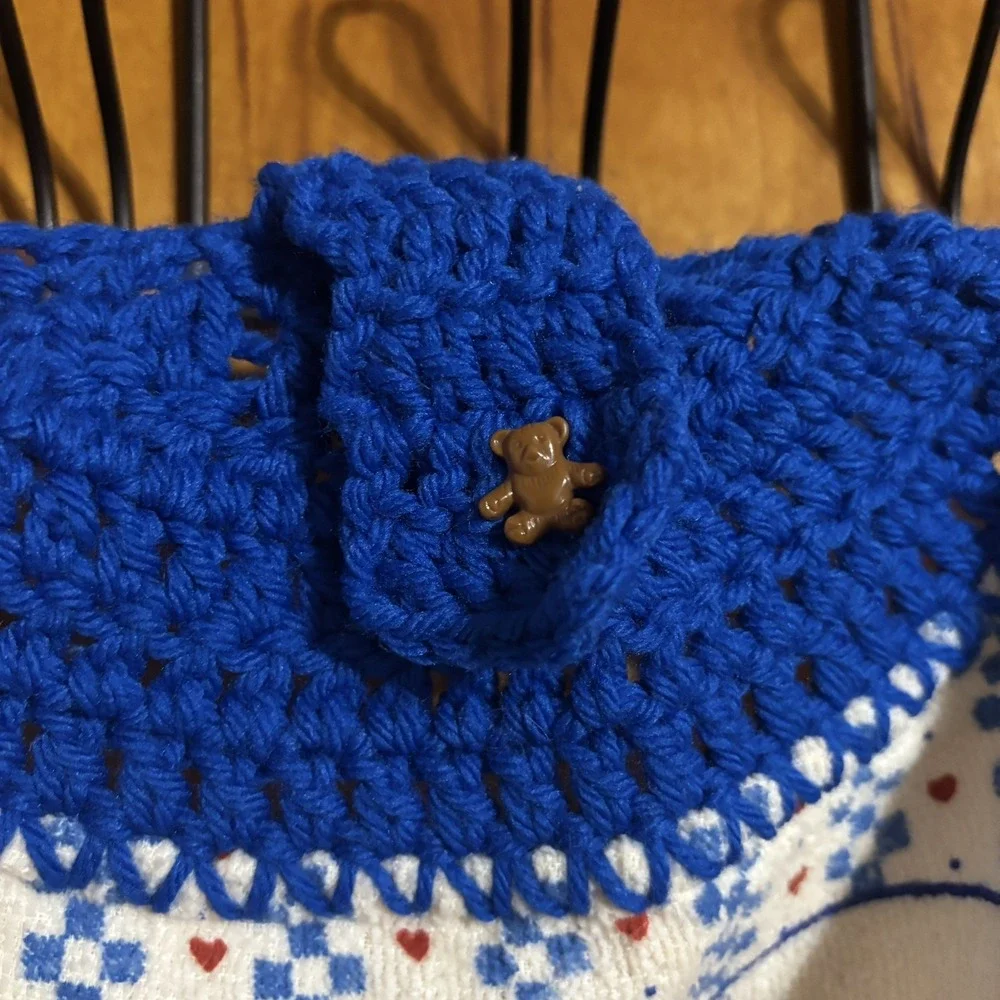 1 Blue Yarn Crochet Top Hanging Kitchen Towel Country Teddy Bears Granny Core